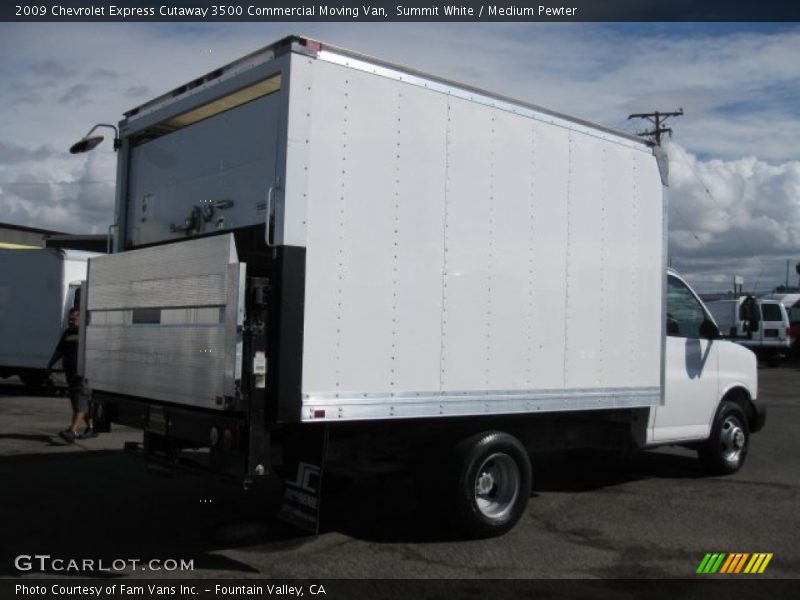 Summit White / Medium Pewter 2009 Chevrolet Express Cutaway 3500 Commercial Moving Van