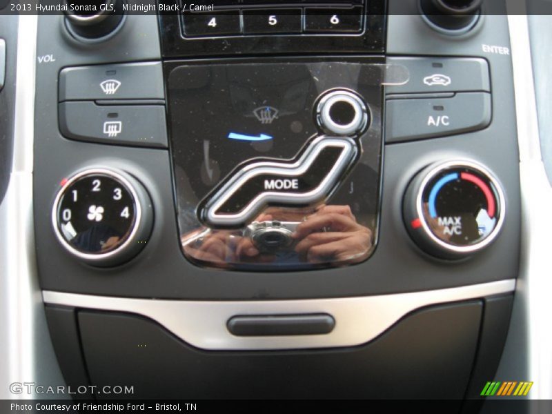 Midnight Black / Camel 2013 Hyundai Sonata GLS