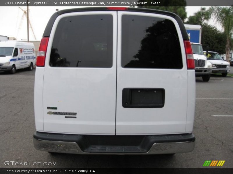 Summit White / Medium Pewter 2011 Chevrolet Express LT 3500 Extended Passenger Van