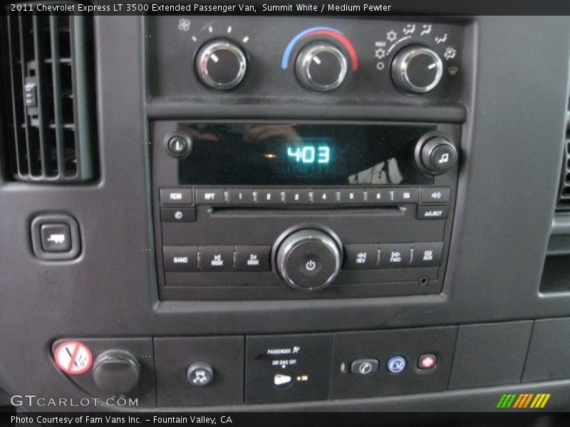 Summit White / Medium Pewter 2011 Chevrolet Express LT 3500 Extended Passenger Van