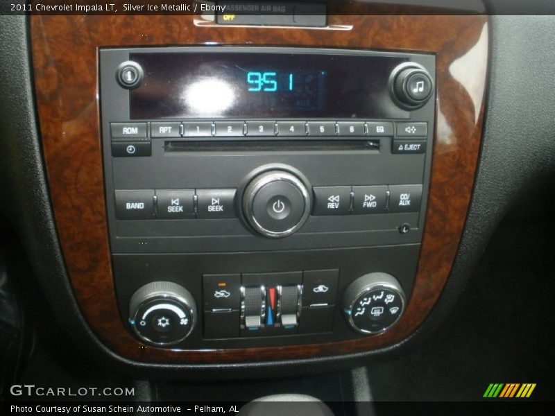 Silver Ice Metallic / Ebony 2011 Chevrolet Impala LT