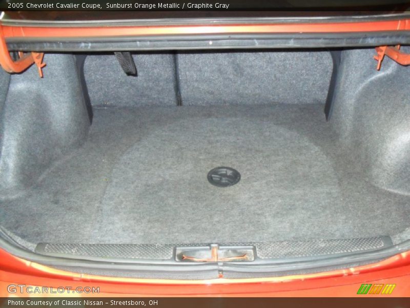  2005 Cavalier Coupe Trunk