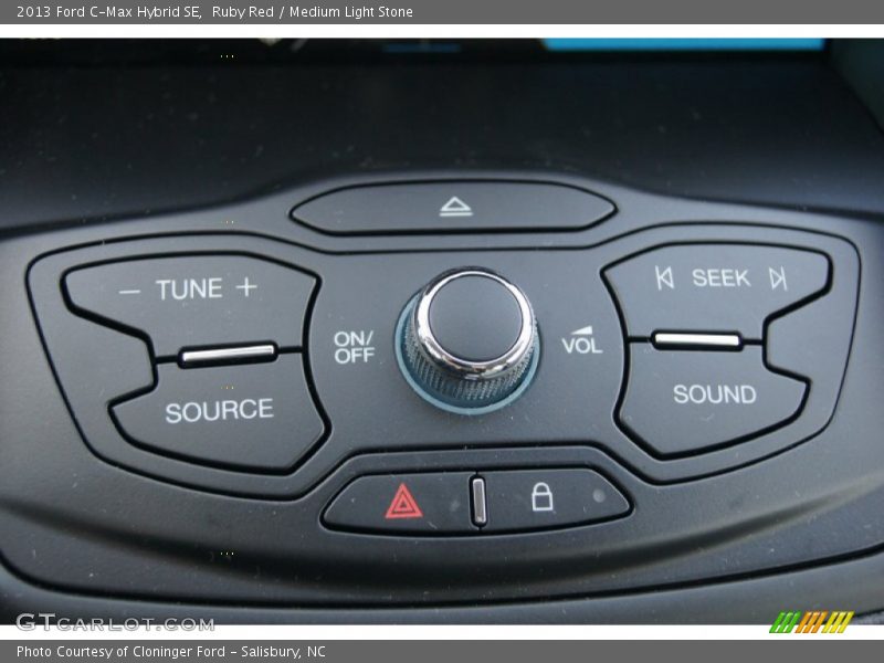 Controls of 2013 C-Max Hybrid SE