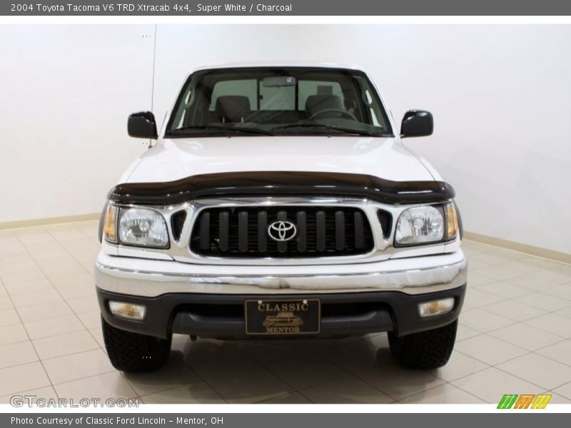Super White / Charcoal 2004 Toyota Tacoma V6 TRD Xtracab 4x4