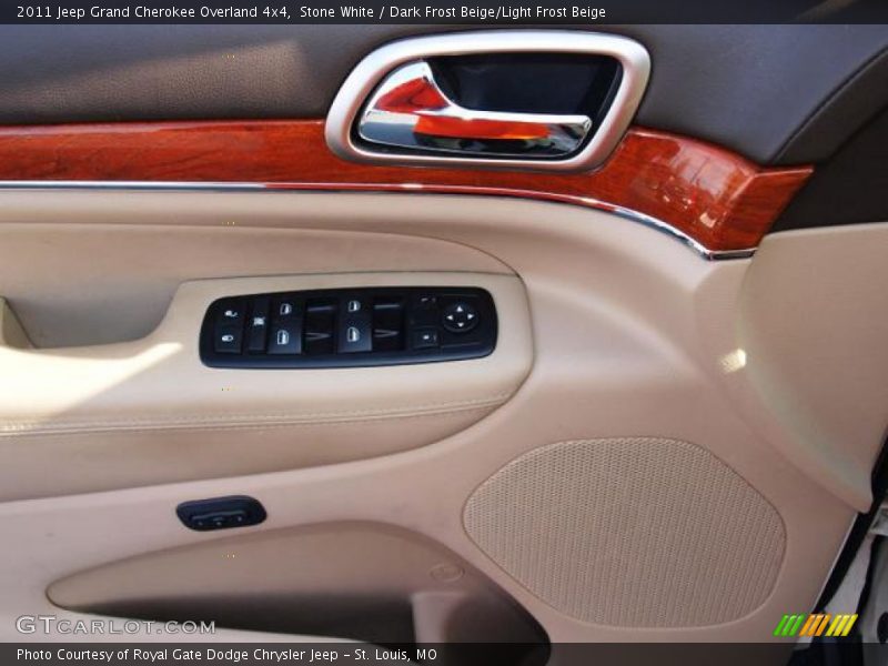 Stone White / Dark Frost Beige/Light Frost Beige 2011 Jeep Grand Cherokee Overland 4x4