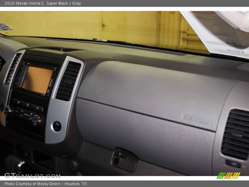 Super Black / Gray 2010 Nissan Xterra S