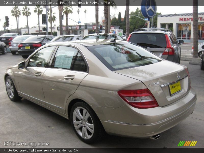 Pearl Beige Metallic / Almond/Mocha 2011 Mercedes-Benz C 300 Luxury