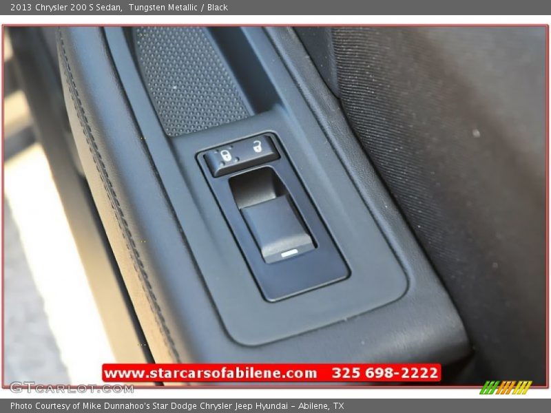 Tungsten Metallic / Black 2013 Chrysler 200 S Sedan