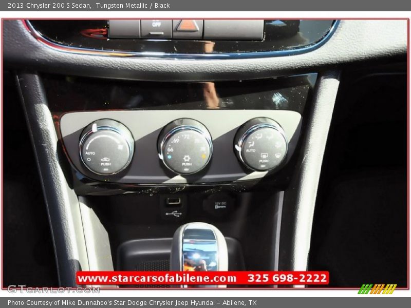 Tungsten Metallic / Black 2013 Chrysler 200 S Sedan