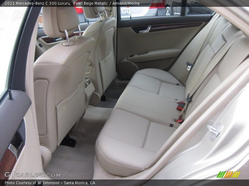 Pearl Beige Metallic / Almond/Mocha 2011 Mercedes-Benz C 300 Luxury