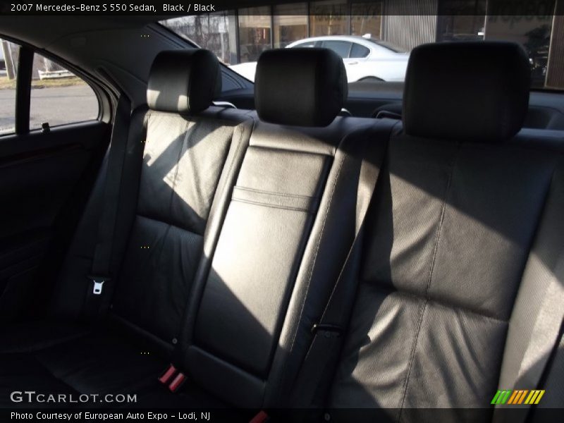 Black / Black 2007 Mercedes-Benz S 550 Sedan