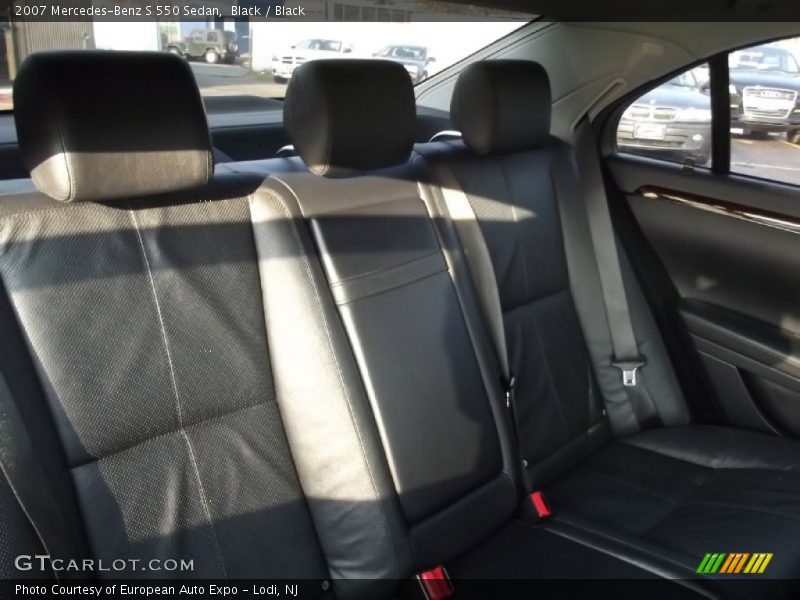 Black / Black 2007 Mercedes-Benz S 550 Sedan