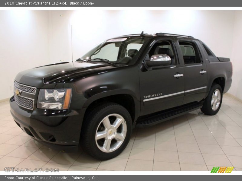 Black / Ebony 2010 Chevrolet Avalanche LTZ 4x4