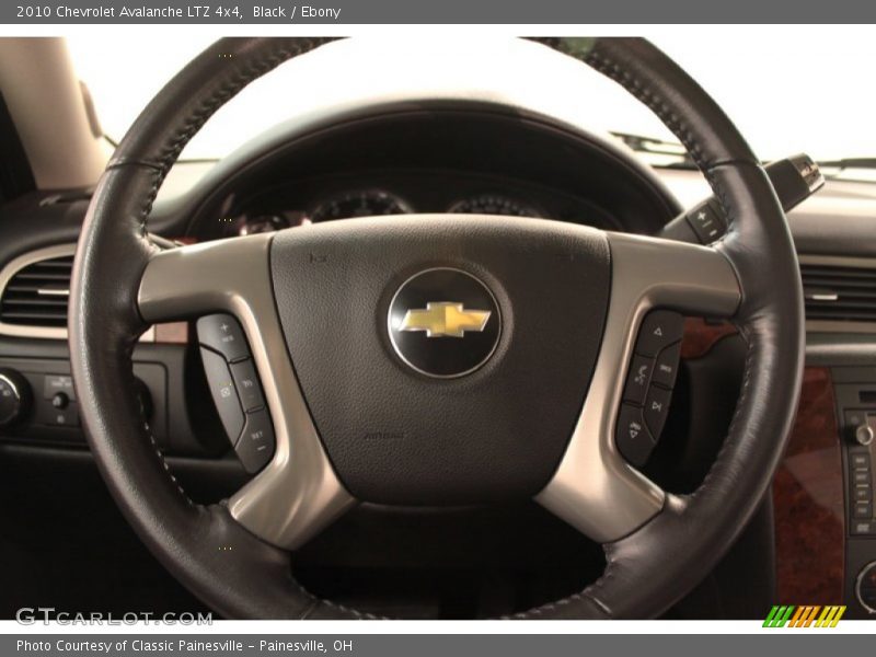  2010 Avalanche LTZ 4x4 Steering Wheel