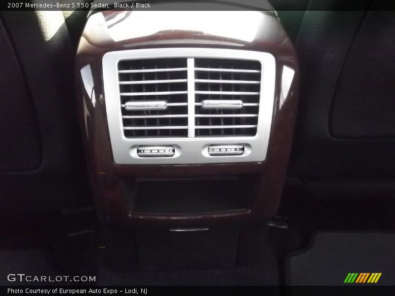 Black / Black 2007 Mercedes-Benz S 550 Sedan