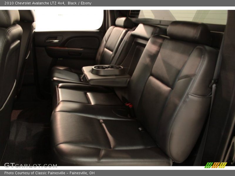 Black / Ebony 2010 Chevrolet Avalanche LTZ 4x4