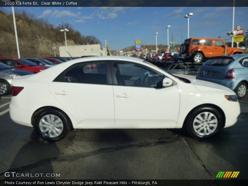 Clear White / Coffee 2010 Kia Forte EX