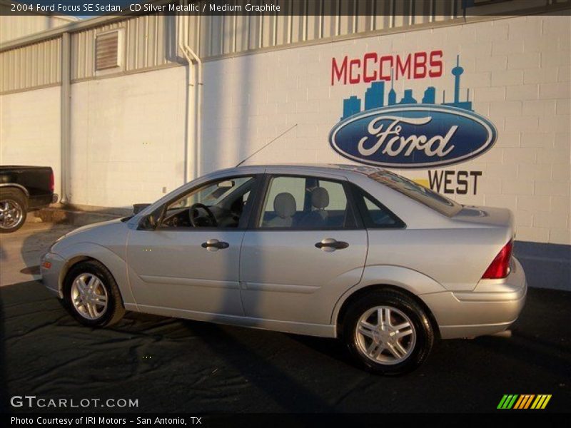 CD Silver Metallic / Medium Graphite 2004 Ford Focus SE Sedan