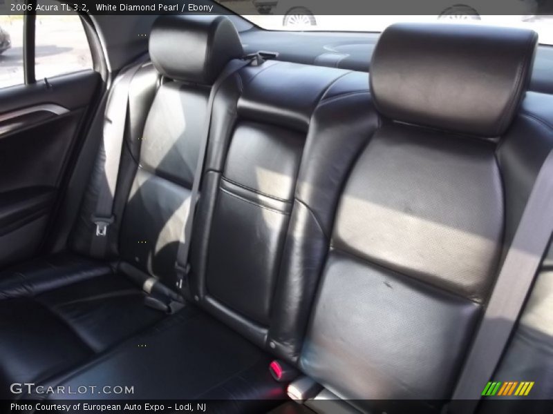 White Diamond Pearl / Ebony 2006 Acura TL 3.2