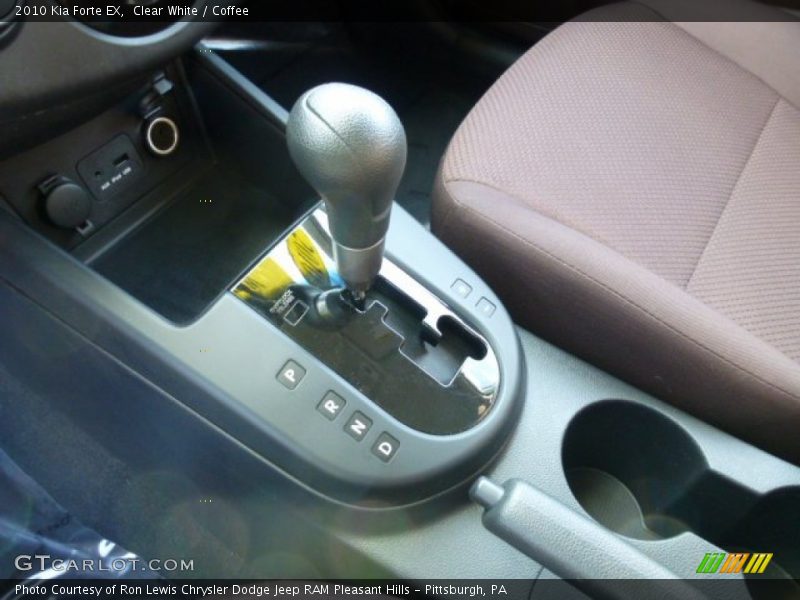 Clear White / Coffee 2010 Kia Forte EX