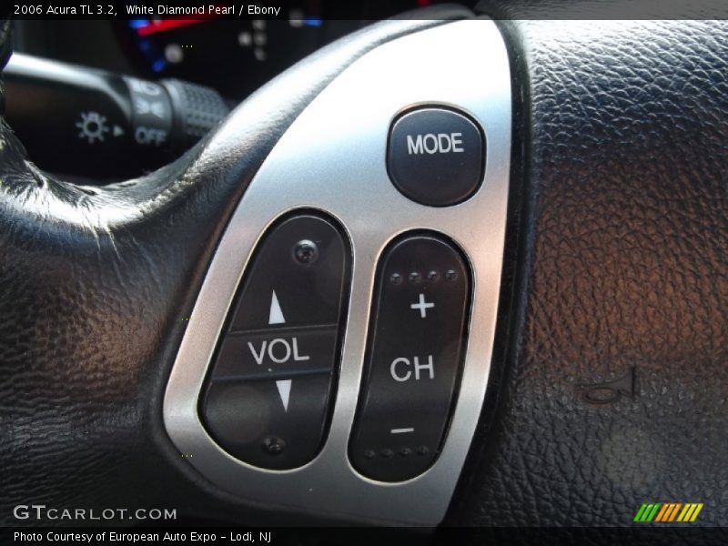 White Diamond Pearl / Ebony 2006 Acura TL 3.2