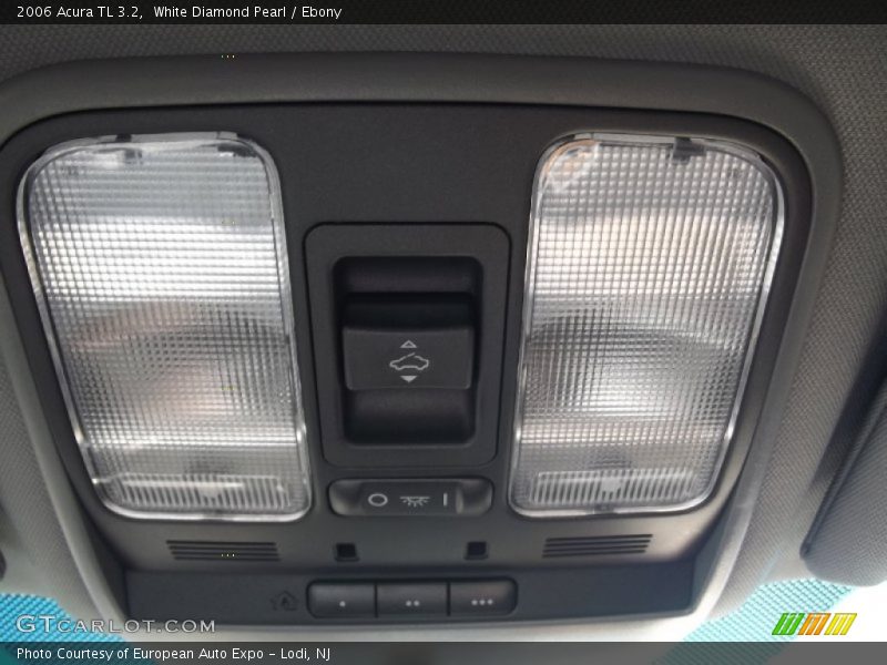 White Diamond Pearl / Ebony 2006 Acura TL 3.2