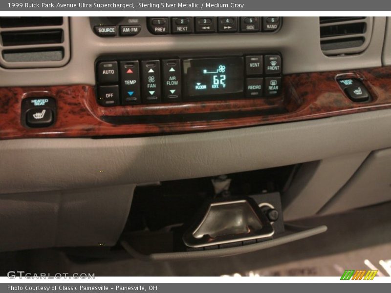 Controls of 1999 Park Avenue Ultra Supercharged