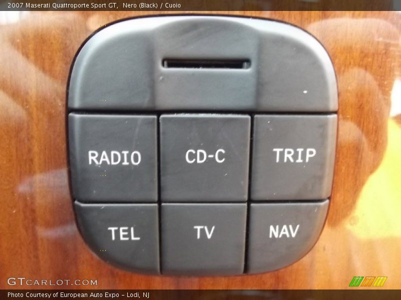 Controls of 2007 Quattroporte Sport GT
