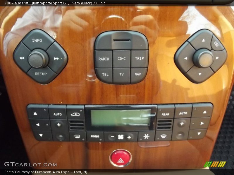 Controls of 2007 Quattroporte Sport GT