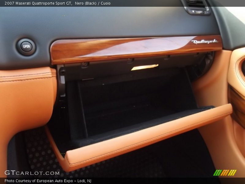 Nero (Black) / Cuoio 2007 Maserati Quattroporte Sport GT