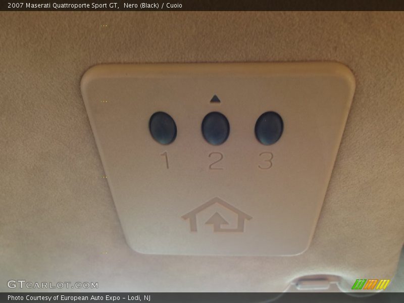 Controls of 2007 Quattroporte Sport GT