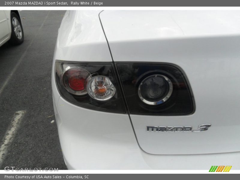Rally White / Beige 2007 Mazda MAZDA3 i Sport Sedan