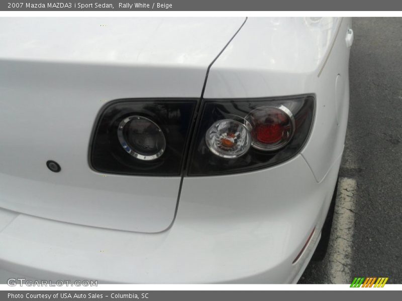 Rally White / Beige 2007 Mazda MAZDA3 i Sport Sedan