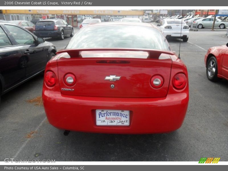 Victory Red / Gray 2006 Chevrolet Cobalt LS Coupe