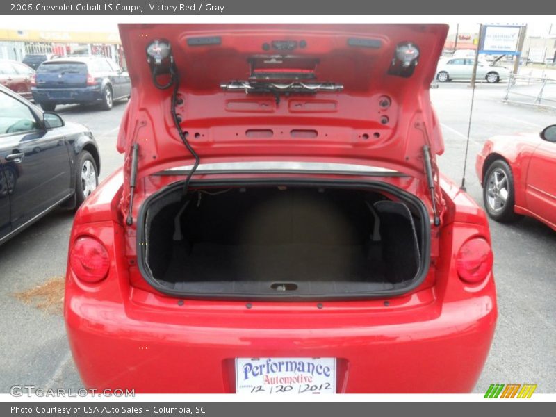 Victory Red / Gray 2006 Chevrolet Cobalt LS Coupe