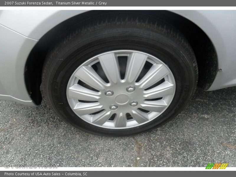 Titanium Silver Metallic / Grey 2007 Suzuki Forenza Sedan