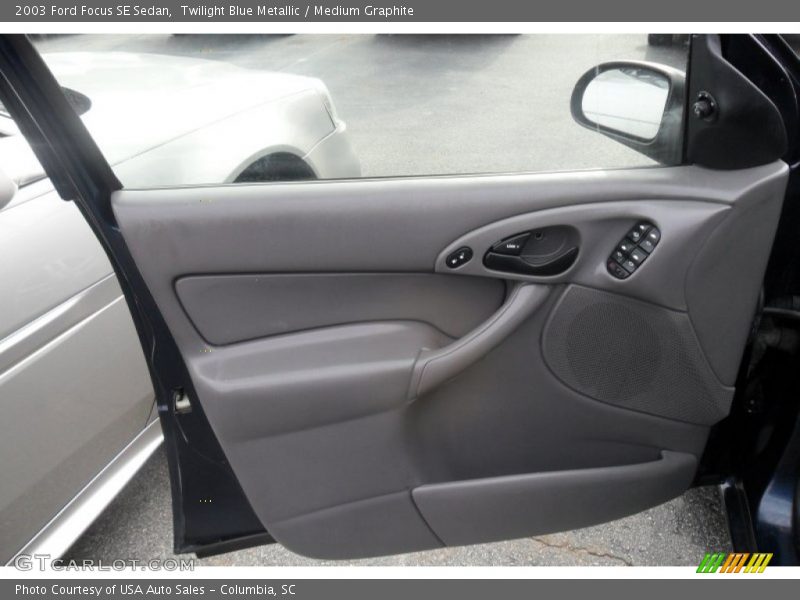 Twilight Blue Metallic / Medium Graphite 2003 Ford Focus SE Sedan