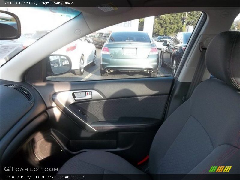 Bright Silver / Black 2011 Kia Forte SX