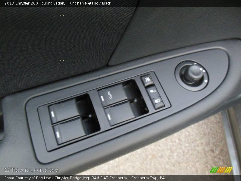 Tungsten Metallic / Black 2013 Chrysler 200 Touring Sedan