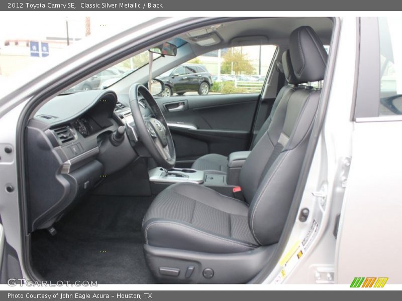 Classic Silver Metallic / Black 2012 Toyota Camry SE