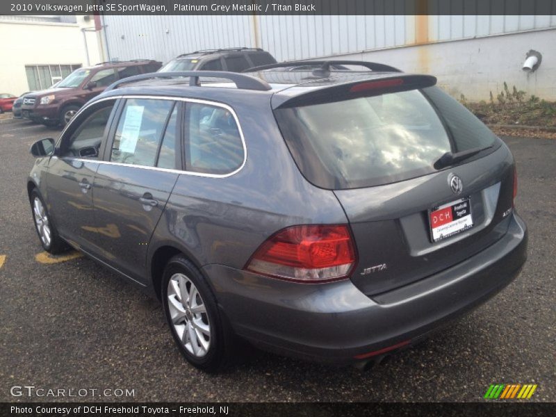 Platinum Grey Metallic / Titan Black 2010 Volkswagen Jetta SE SportWagen
