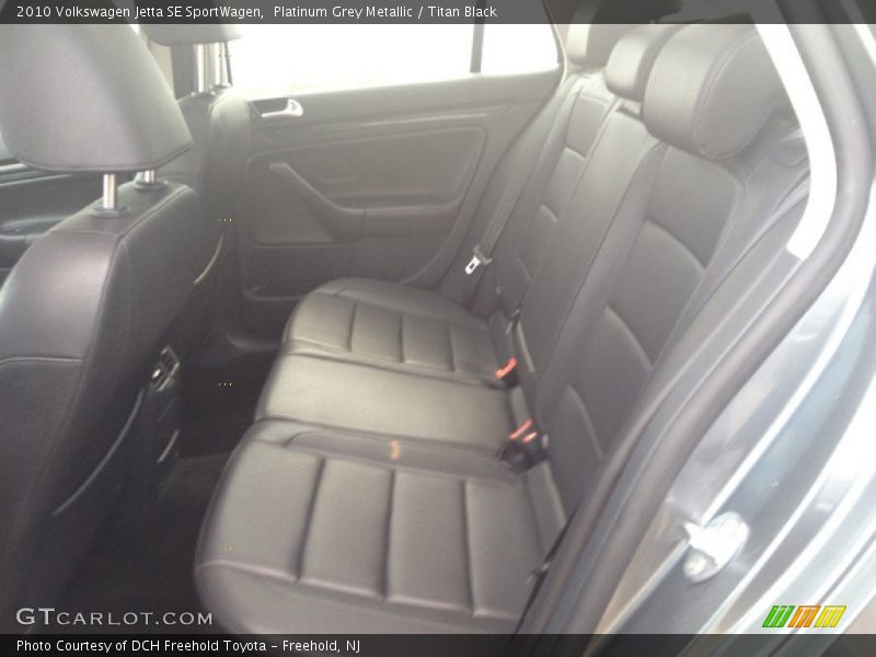 Platinum Grey Metallic / Titan Black 2010 Volkswagen Jetta SE SportWagen