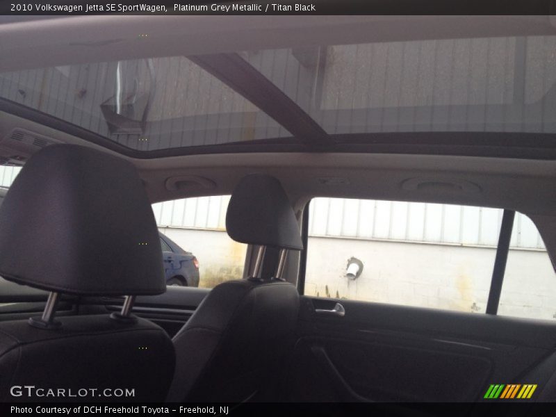 Platinum Grey Metallic / Titan Black 2010 Volkswagen Jetta SE SportWagen