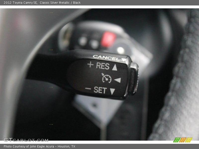 Classic Silver Metallic / Black 2012 Toyota Camry SE