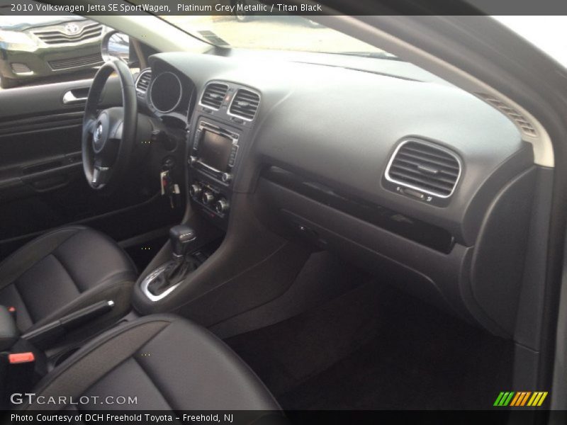 Platinum Grey Metallic / Titan Black 2010 Volkswagen Jetta SE SportWagen