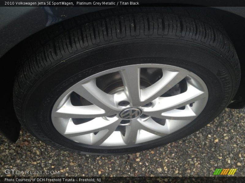 Platinum Grey Metallic / Titan Black 2010 Volkswagen Jetta SE SportWagen