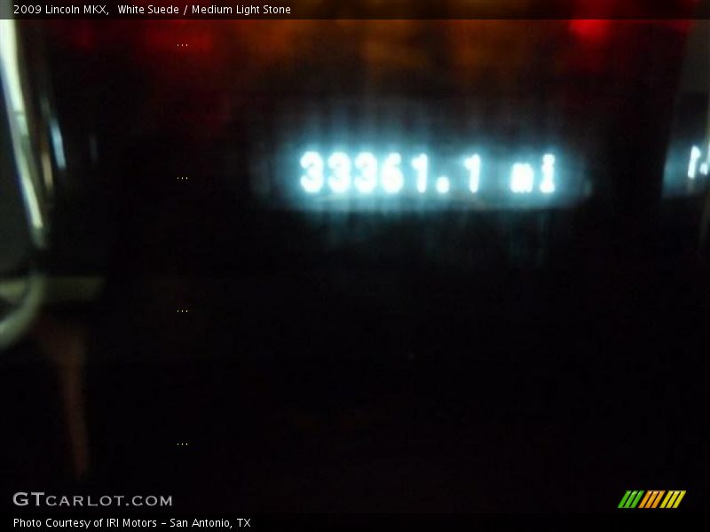 White Suede / Medium Light Stone 2009 Lincoln MKX