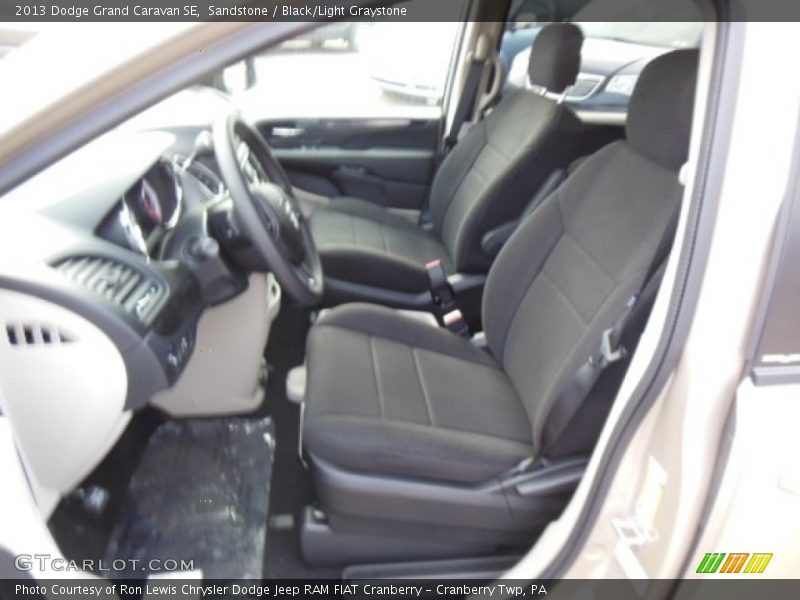 Sandstone / Black/Light Graystone 2013 Dodge Grand Caravan SE