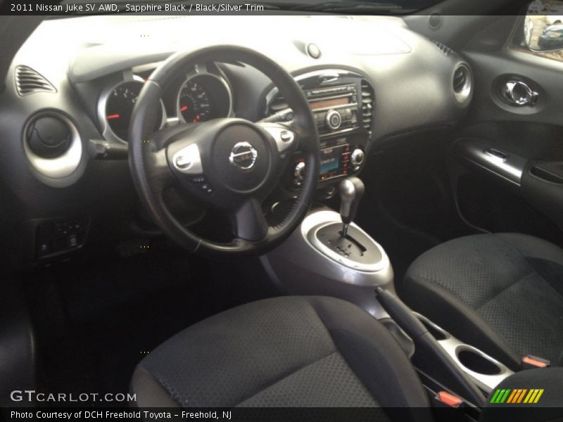Sapphire Black / Black/Silver Trim 2011 Nissan Juke SV AWD