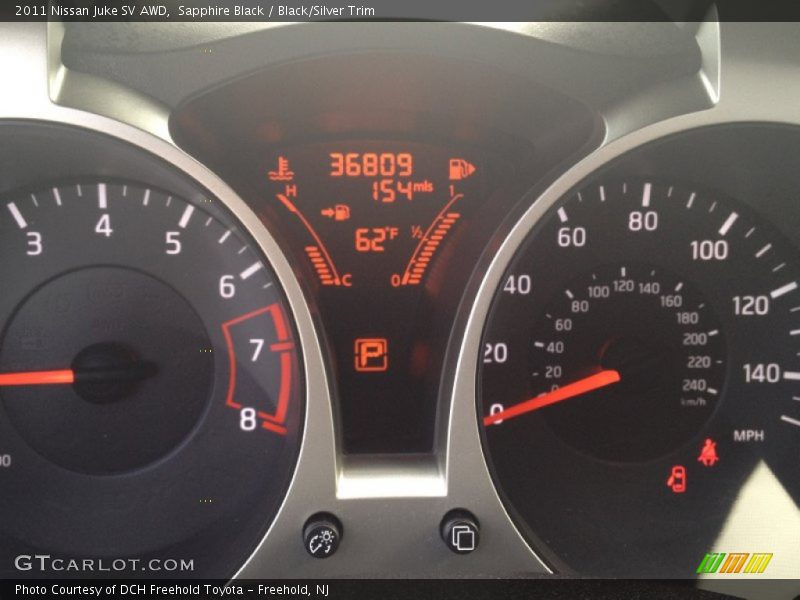 Sapphire Black / Black/Silver Trim 2011 Nissan Juke SV AWD